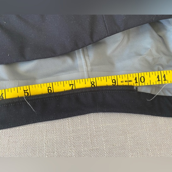 Hood Only: 10” zipper, on or off jacket- waterproof seam taped, fits over helmet - Picture 4 of 14